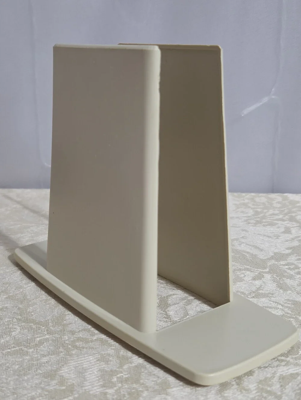 Retro Vintage 70's Tucker Housewares Plastic Napkin Holder